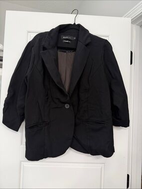 Studio M Black Single-Button Blazer Jacket